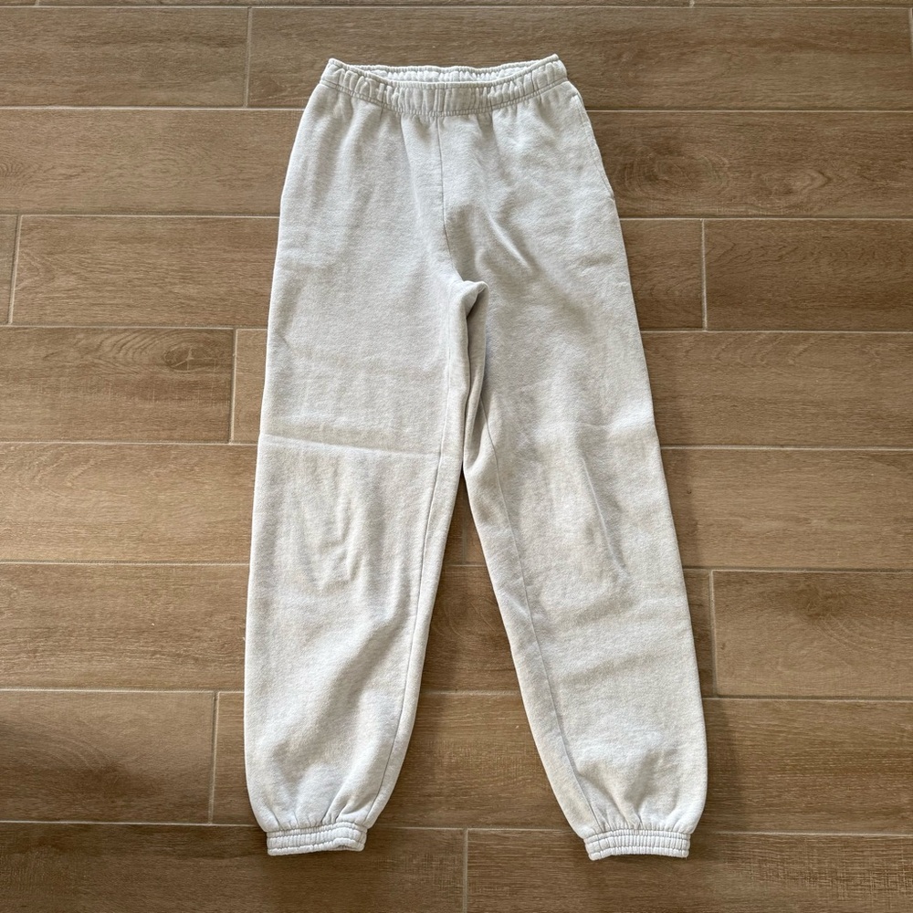 Aritzia TNA Cozy Sweatfleece Sweatpants Jogger Heather Cloud White Size XS
